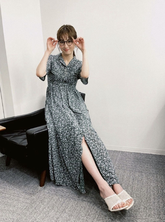 Nozomi Sasaki feet photo thumbnail
