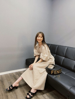 Nozomi Sasaki feet photo thumbnail