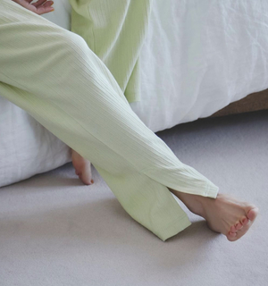 Nozomi Sasaki feet photo thumbnail