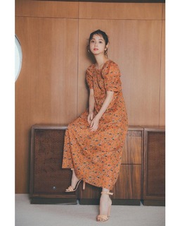 Nozomi Sasaki feet photo thumbnail