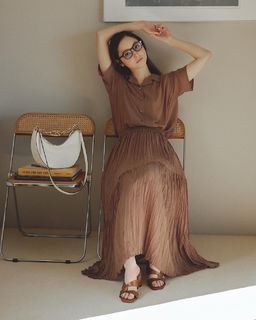 Nozomi Sasaki feet photo thumbnail