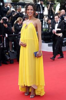 Noémie Lenoir feet photo thumbnail