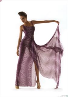 Noémie Lenoir feet photo thumbnail