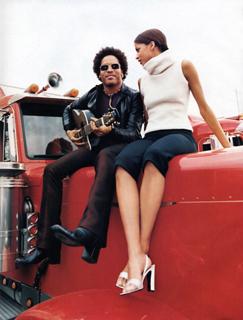 Noémie Lenoir feet photo thumbnail