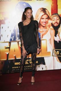 Noémie Lenoir feet photo thumbnail