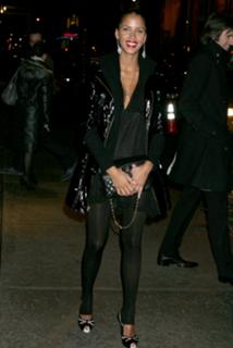 Noémie Lenoir feet photo thumbnail