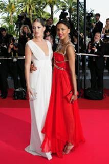 Noémie Lenoir feet photo thumbnail