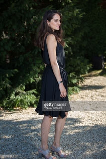 Noémie Merlant feet photo 18