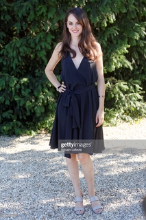 Noémie Merlant feet photo 17