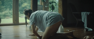 Noémie Merlant feet photo 18