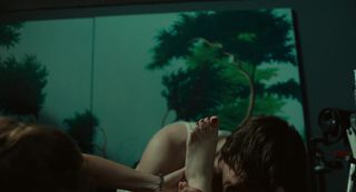 Noémie Merlant feet photo 3