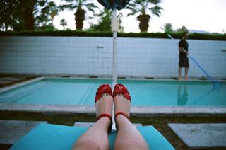 Noël Wells feet photo 3