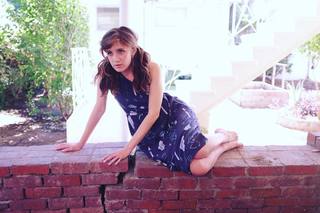 Noël Wells feet photo 5
