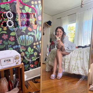 Noël Wells feet photo 10