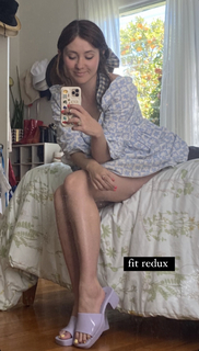 Noël Wells feet photo 9