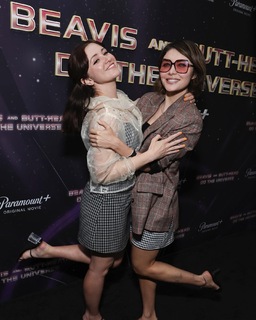 Noël Wells feet photo 8