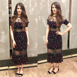 Nupur Sanon feet photo 3