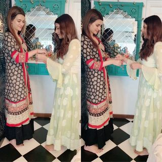 Nupur Sanon feet photo 20
