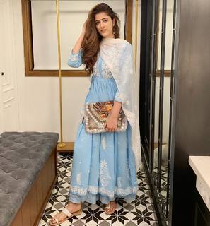 Nupur Sanon feet photo 12