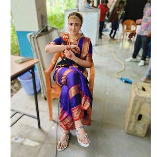 Nupur Sanon feet photo 9