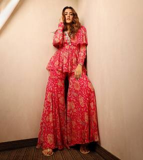 Nupur Sanon feet photo 1