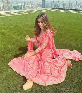 Nupur Sanon feet photo 18