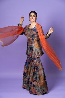 Nupur Sanon feet photo 4