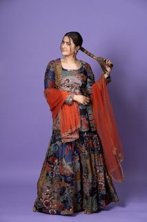 Nupur Sanon feet photo 2