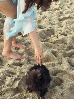 Nupur Sanon feet photo 5