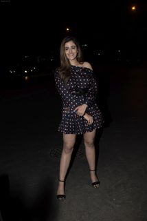 Nupur Sanon feet photo 3