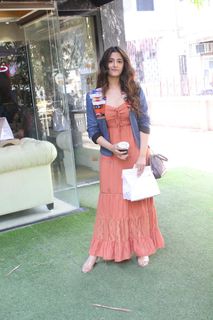 Nupur Sanon feet photo 19