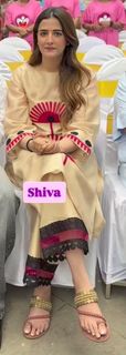 Nupur Sanon feet photo 1