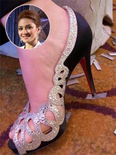 Nur Fazura feet photo 16