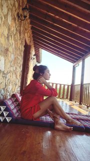 Nur Fettahoglu feet photo 10
