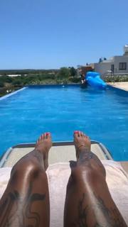 Nura Habib Omer feet photo 9