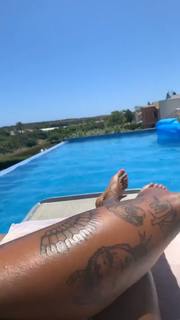 Nura Habib Omer feet photo 6