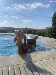 Nura Habib Omer feet photo 6