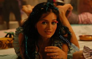 Nurgül Yesilçay feet photo thumbnail