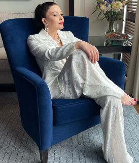 Nurgül Yesilçay feet photo thumbnail