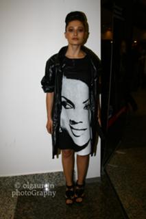 Nurgül Yesilçay feet photo thumbnail