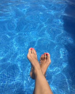 Nuria Fergó feet photo 10