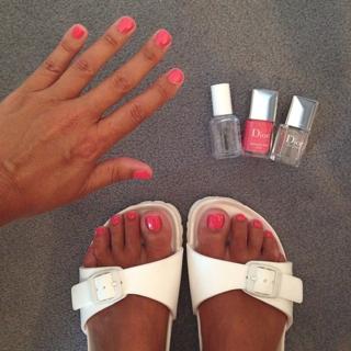 Nuria Roca feet photo 11
