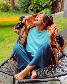 Nuria Roca feet photo 3