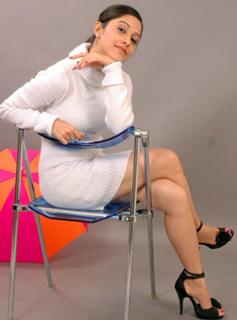 Nushrratt Bharuccha feet photo thumbnail