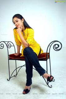 Nushrratt Bharuccha feet photo thumbnail