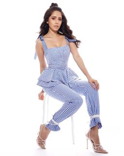 Nushrratt Bharuccha feet photo thumbnail