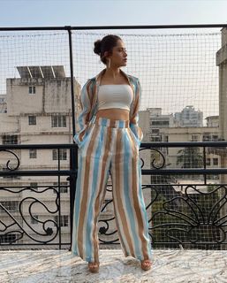 Nushrratt Bharuccha feet photo thumbnail