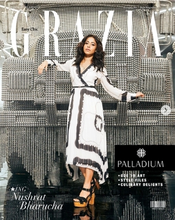 Nushrratt Bharuccha feet photo thumbnail