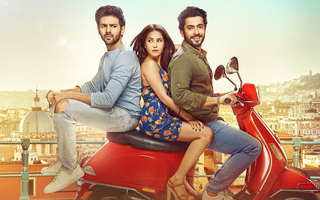 Nushrratt Bharuccha feet photo thumbnail