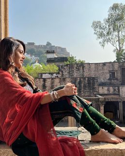 Nushrratt Bharuccha feet photo thumbnail